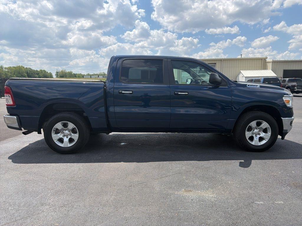 RAM 1500 Big Horn 4x4 Crew Cab 5'7" Box 2020