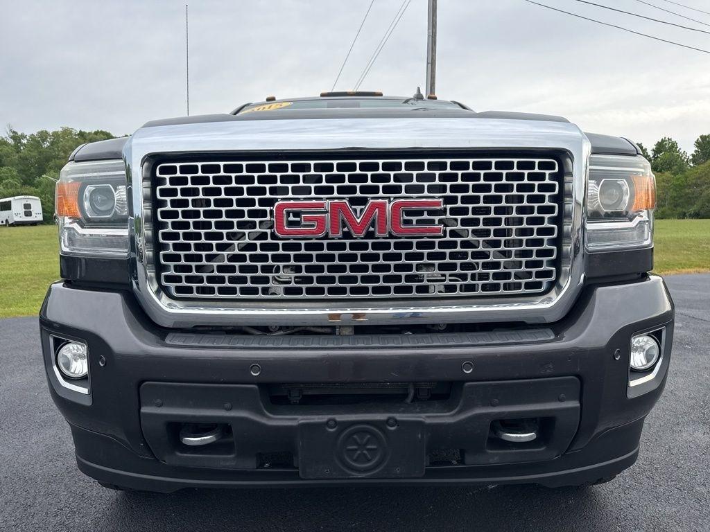 GMC Sierra 2500HD available WiFi 4WD Crew Cab 153.7" Denali 2015