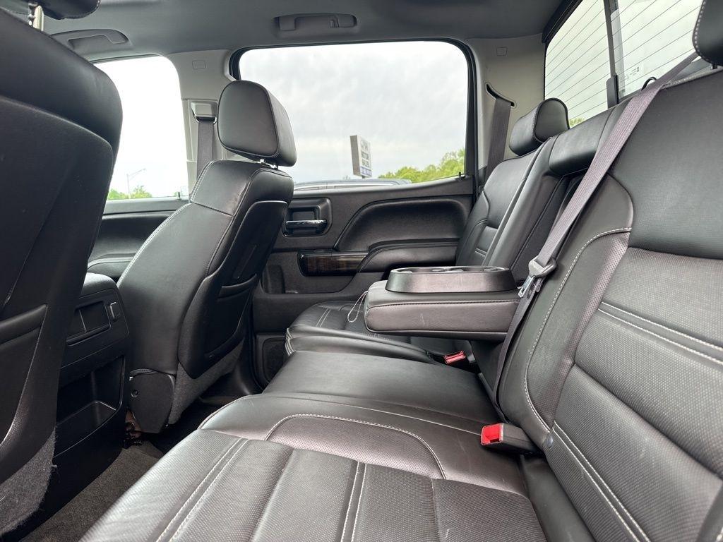 GMC Sierra 2500HD available WiFi 4WD Crew Cab 153.7" Denali 2015