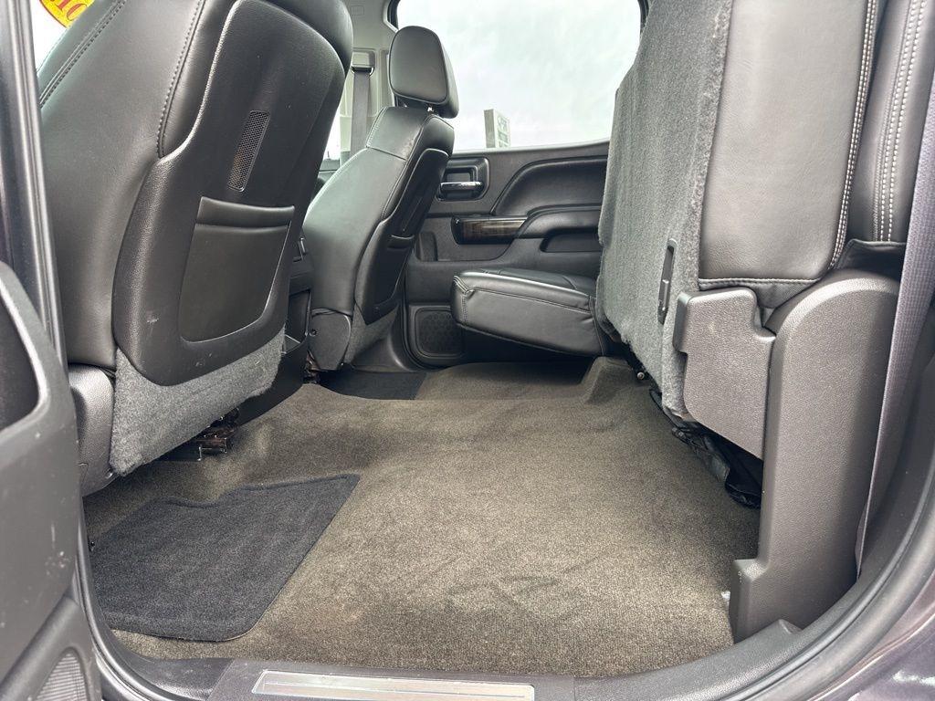 GMC Sierra 2500HD available WiFi 4WD Crew Cab 153.7" Denali 2015