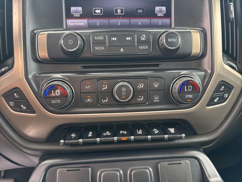 GMC Sierra 2500HD available WiFi 4WD Crew Cab 153.7" Denali 2015