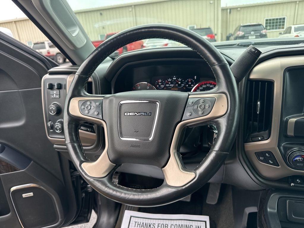 GMC Sierra 2500HD available WiFi 4WD Crew Cab 153.7" Denali 2015