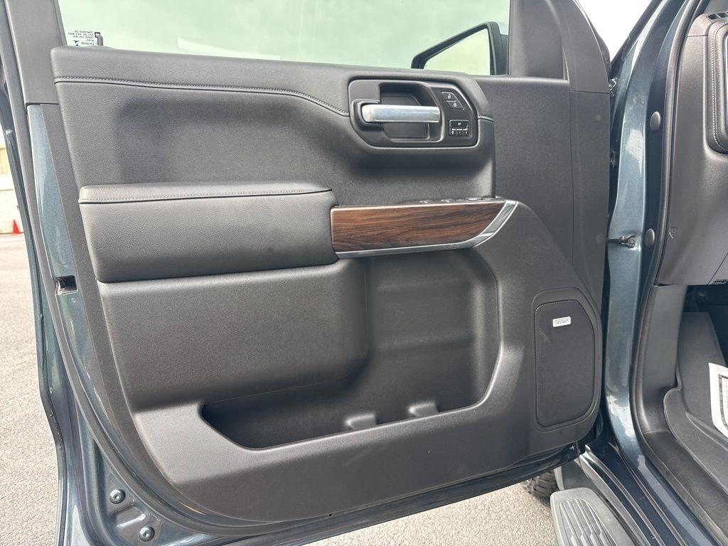 GMC Sierra 1500 4WD Crew Cab 147" SLT 2021