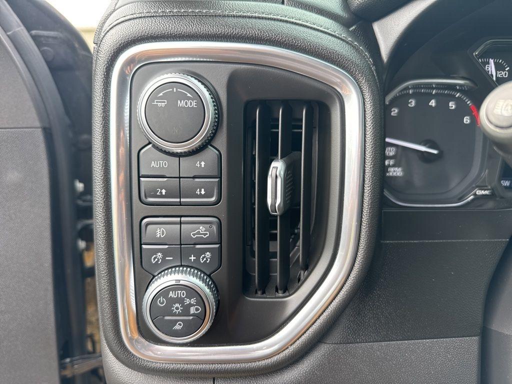 GMC Sierra 1500 4WD Crew Cab 147" SLT 2021