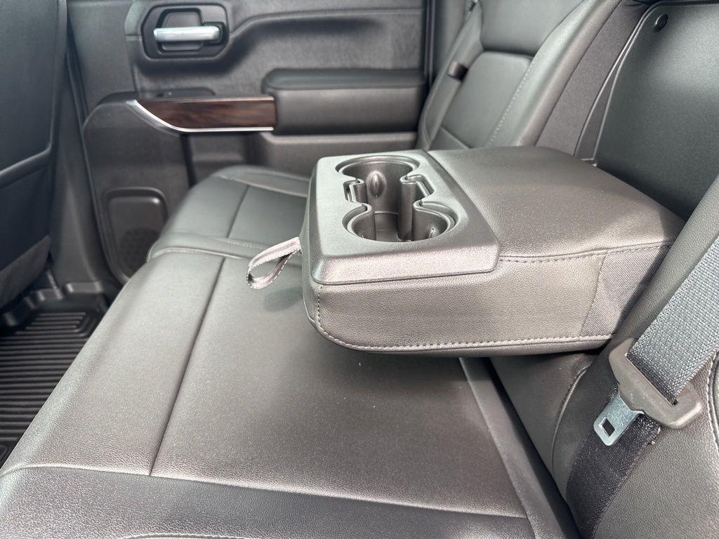 GMC Sierra 1500 4WD Crew Cab 147" SLT 2021