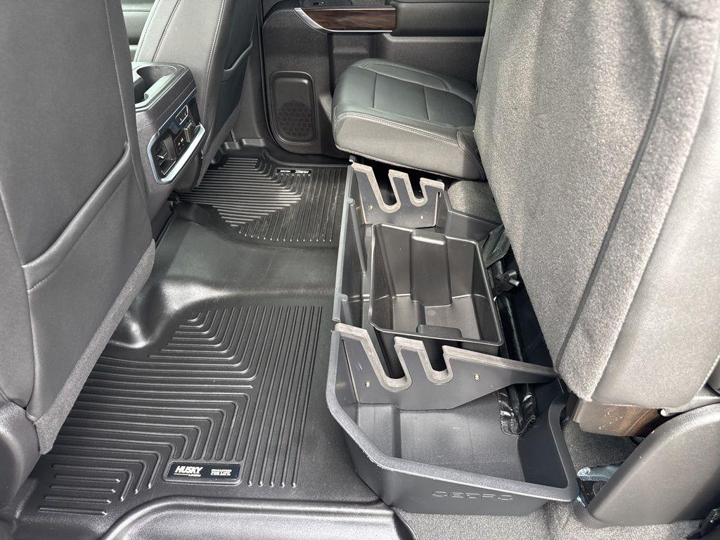 GMC Sierra 1500 4WD Crew Cab 147" SLT 2021