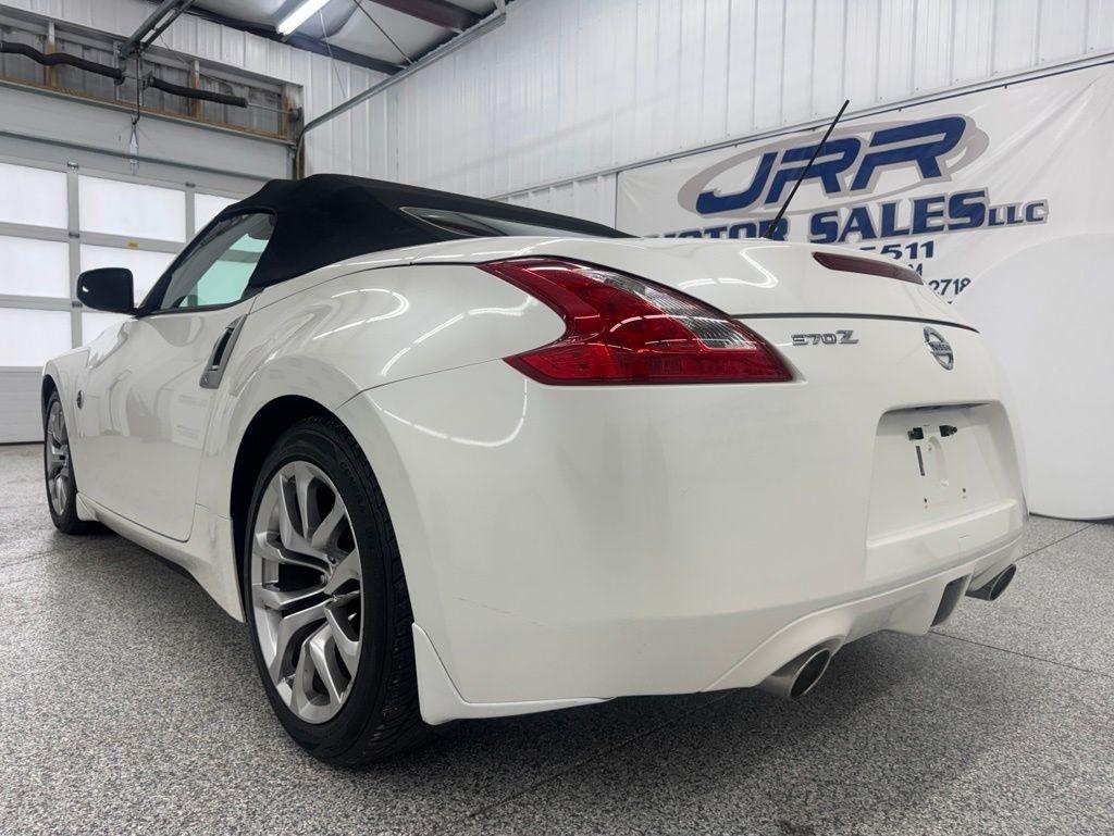 Nissan 370Z 2dr Roadster Auto Touring 2012