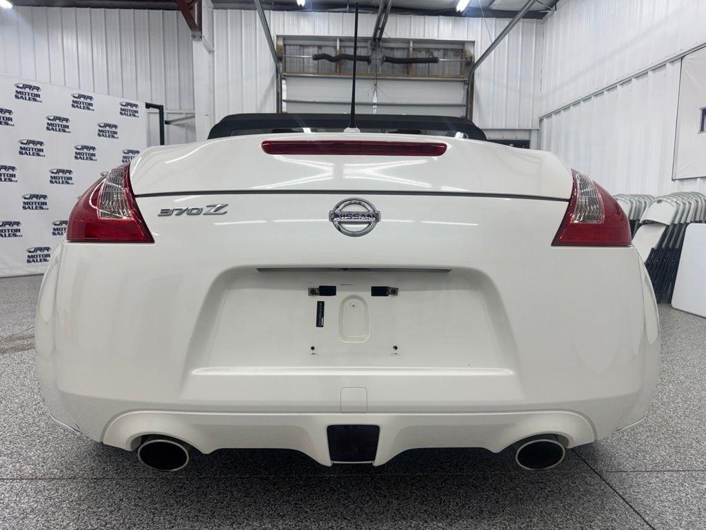 Nissan 370Z 2dr Roadster Auto Touring 2012