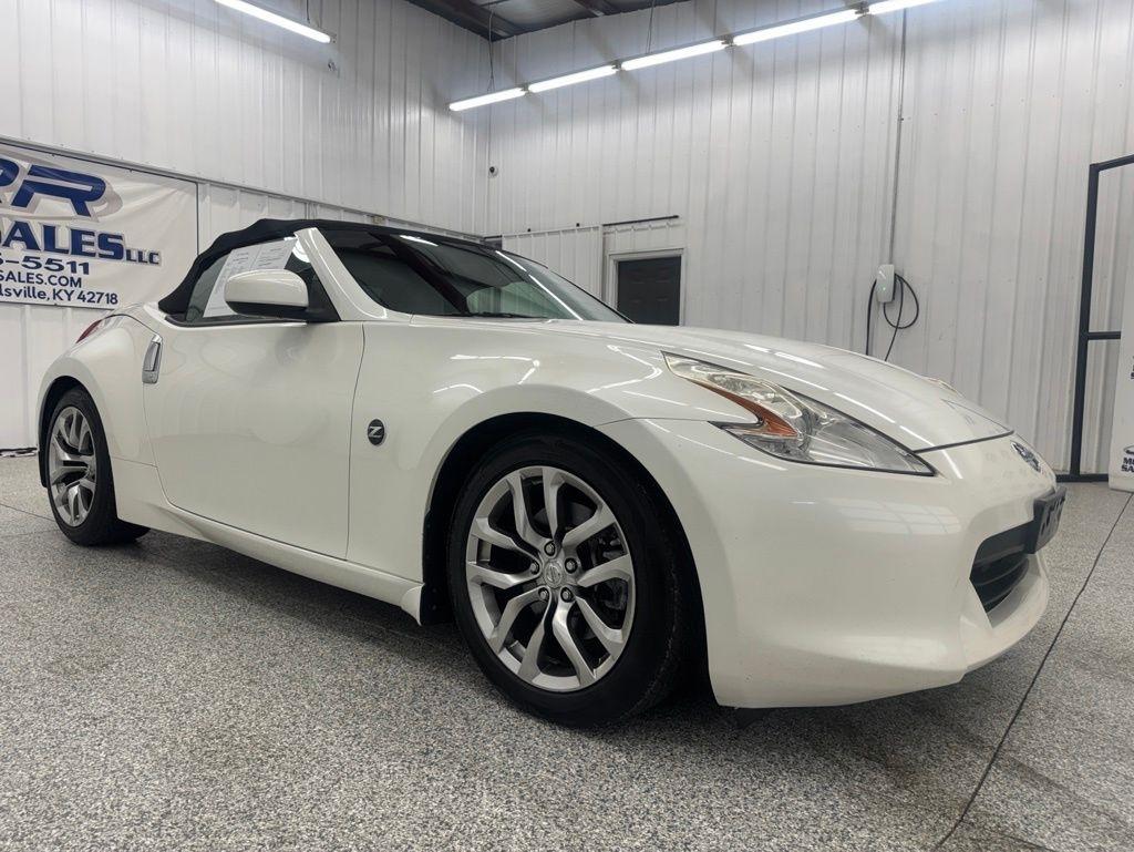 Nissan 370Z 2dr Roadster Auto Touring 2012