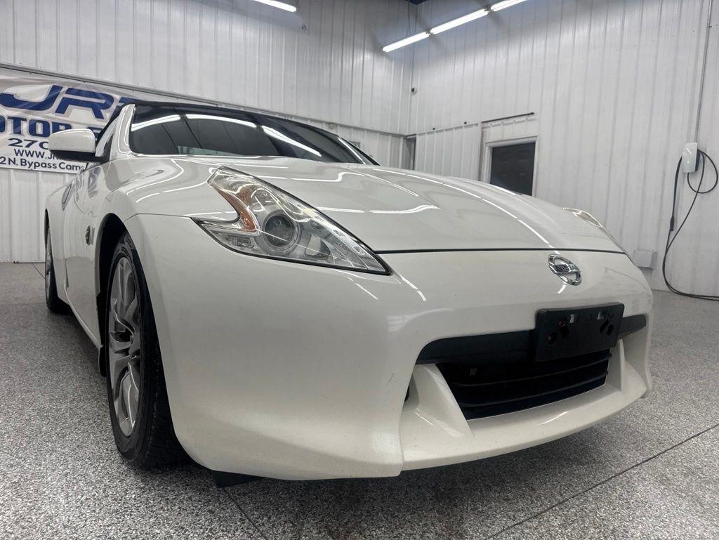 Nissan 370Z 2dr Roadster Auto Touring 2012