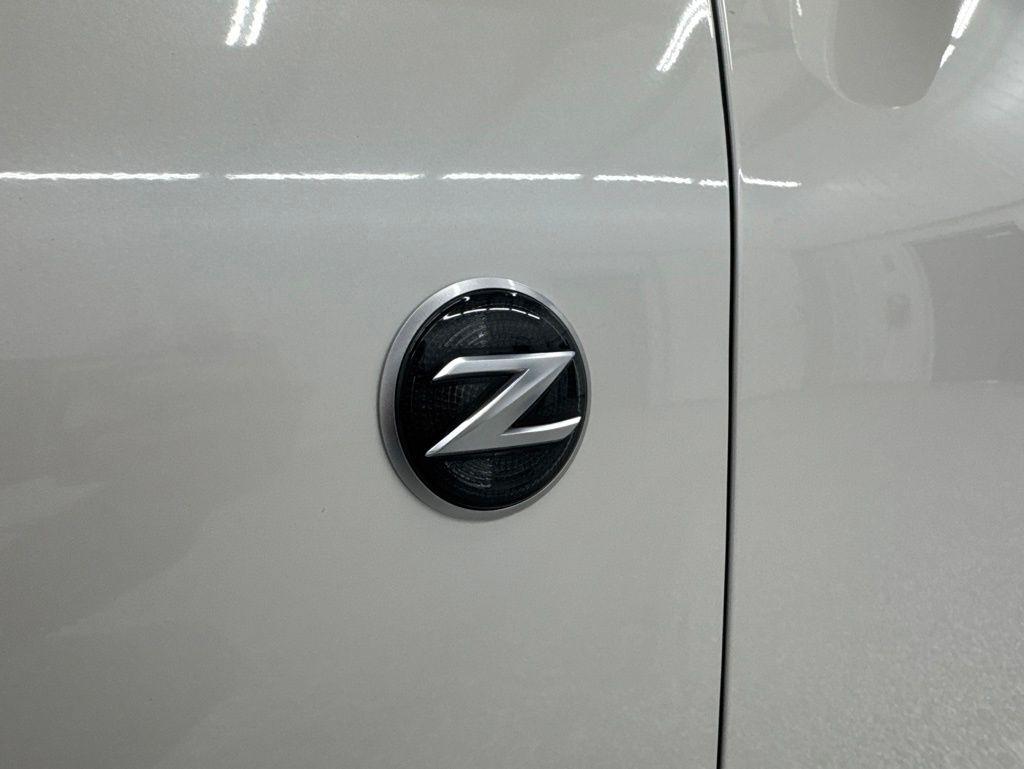 Nissan 370Z 2dr Roadster Auto Touring 2012
