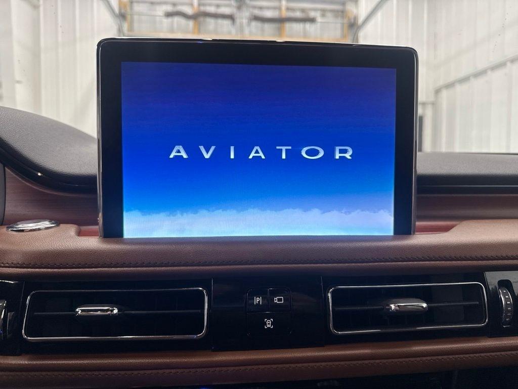 Lincoln Aviator Reserve AWD 2022