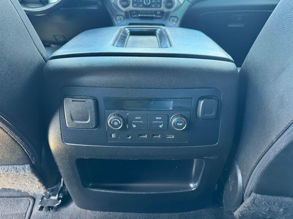 GMC Yukon 4WD 4dr SLT 2020