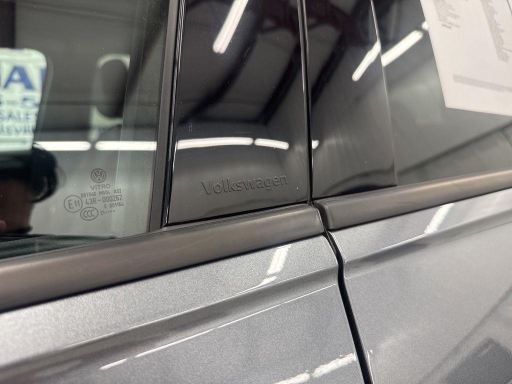 Volkswagen Tiguan 2.0T SE R-Line Black 4MOTION 2022