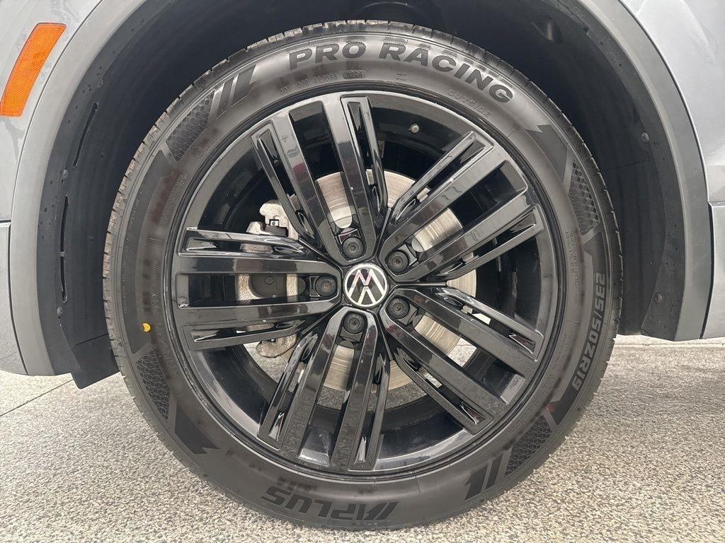 Volkswagen Tiguan 2.0T SE R-Line Black 4MOTION 2022