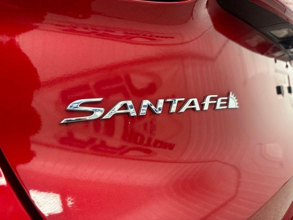 Hyundai Santa Fe SEL FWD 2023