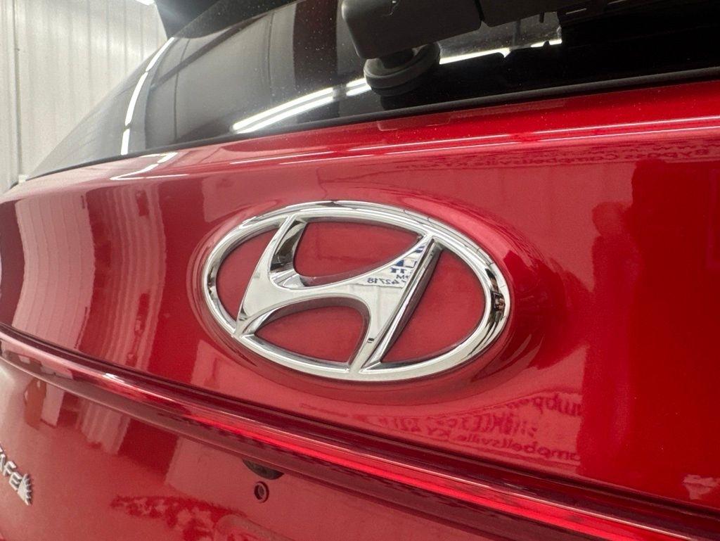 Hyundai Santa Fe SEL FWD 2023