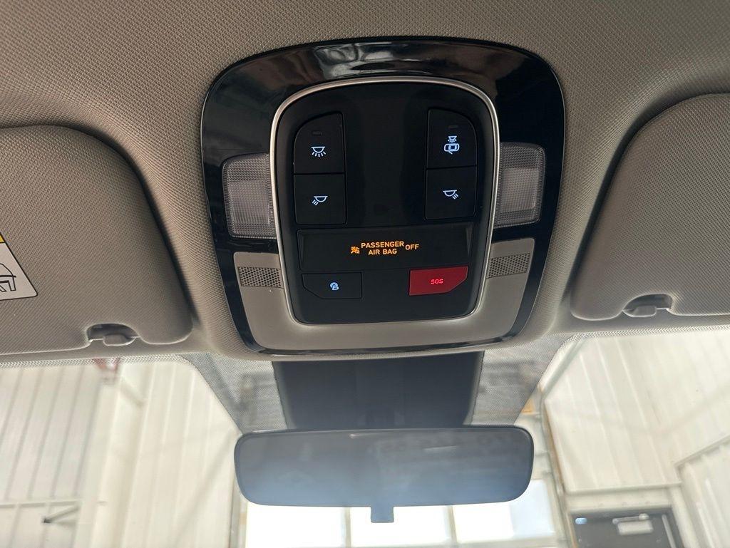 Hyundai Santa Fe SEL FWD 2023