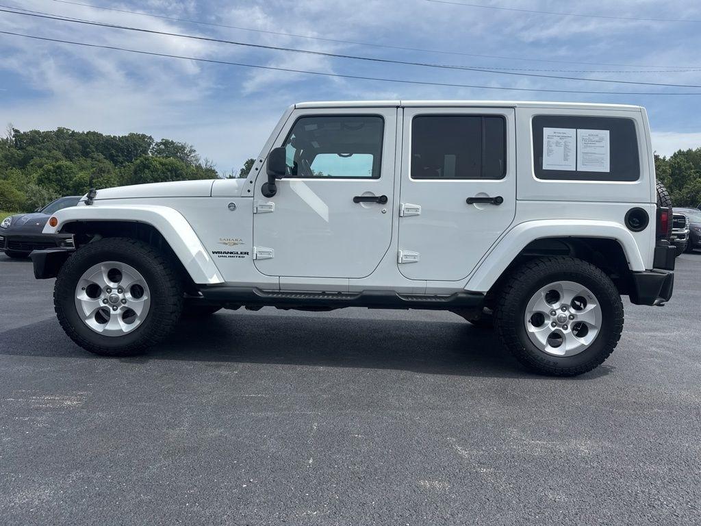 Jeep Wrangler Unlimited 4WD 4dr Sahara 2014