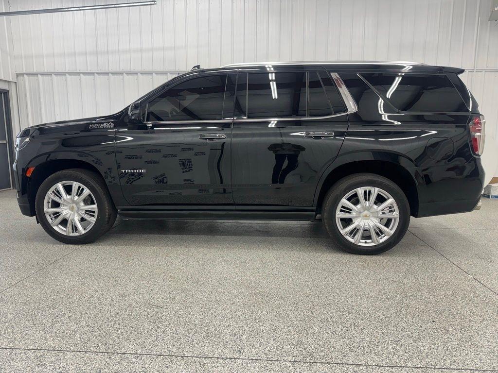 Chevrolet Tahoe 4WD 4dr High Country 2021