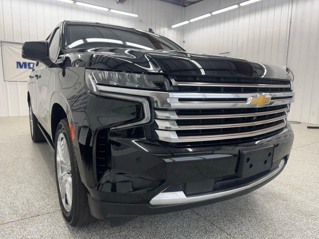 Chevrolet Tahoe 4WD 4dr High Country 2021