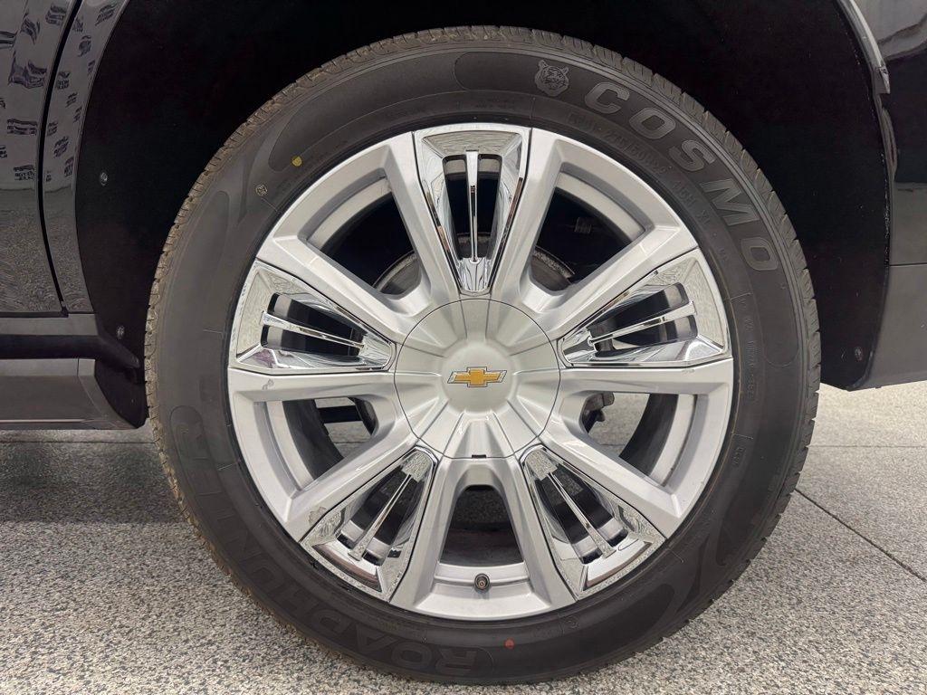 Chevrolet Tahoe 4WD 4dr High Country 2021