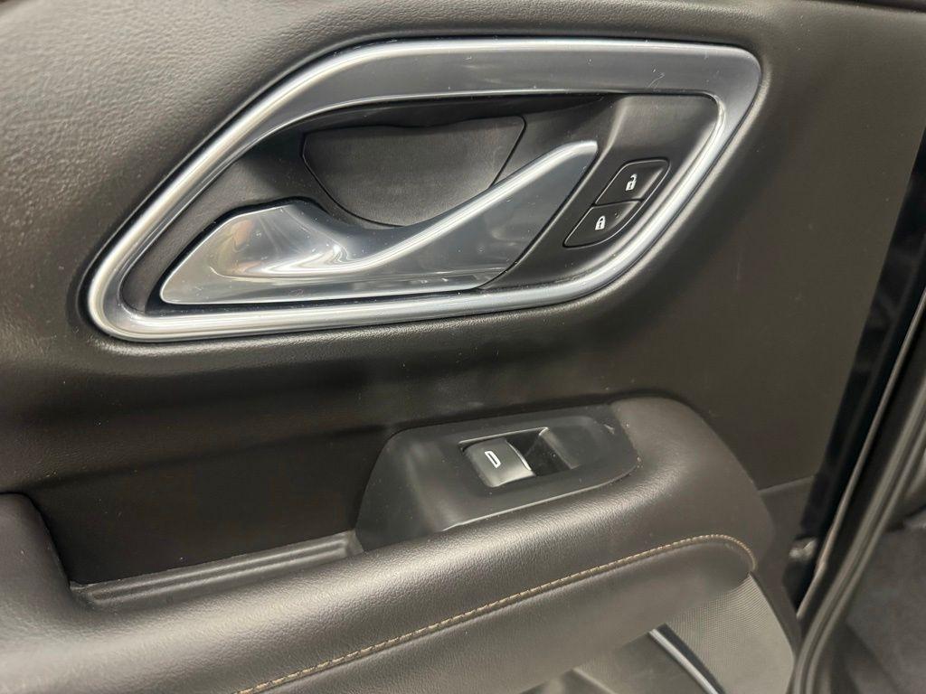 Chevrolet Tahoe 4WD 4dr High Country 2021