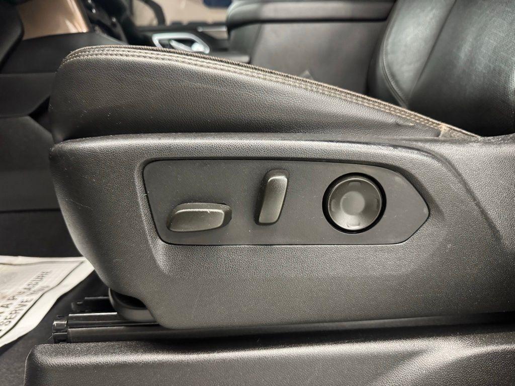 Chevrolet Tahoe 4WD 4dr High Country 2021