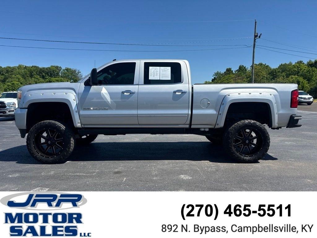 2015 GMC Sierra 4WD Crew Cab Short Box's photo