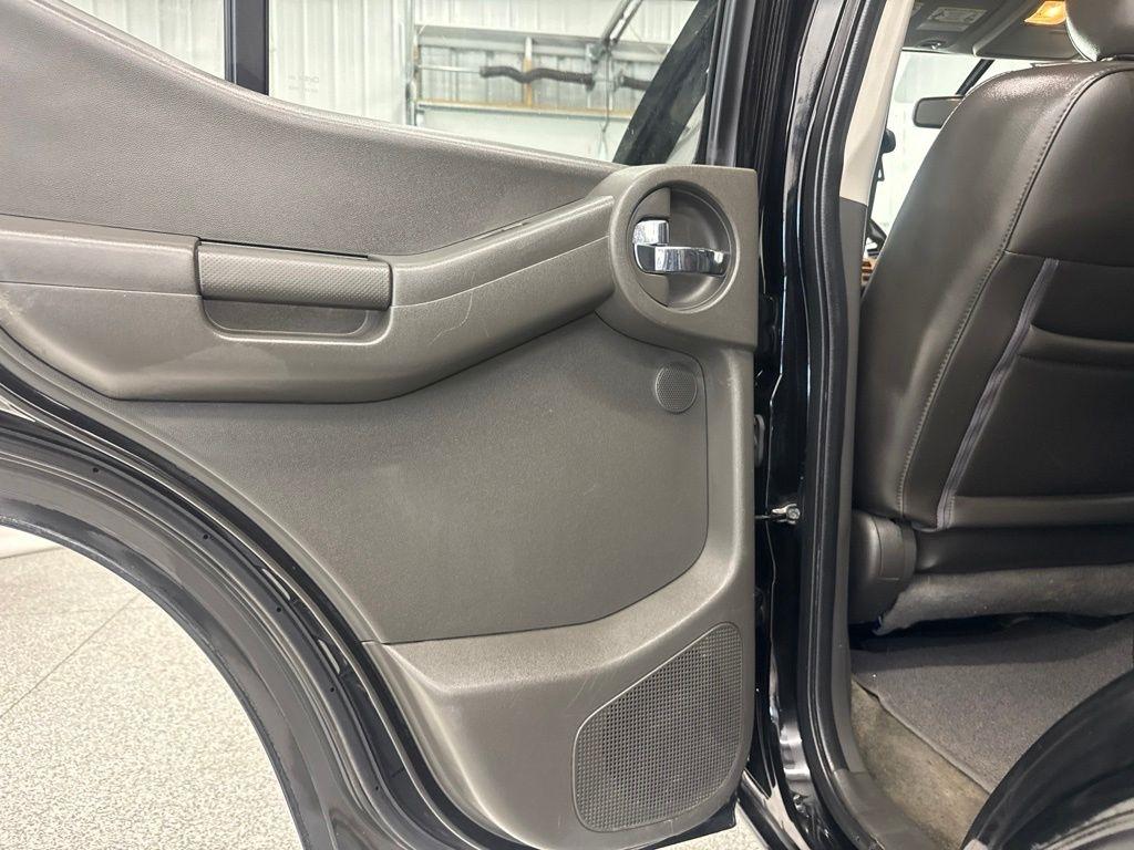 Nissan Xterra 4WD 4dr Auto Pro-4X 2014