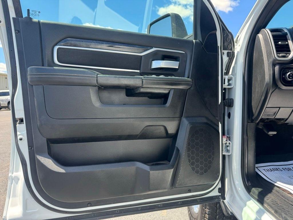 RAM 2500 Big Horn 4x4 Crew Cab 6'4" Box 2024
