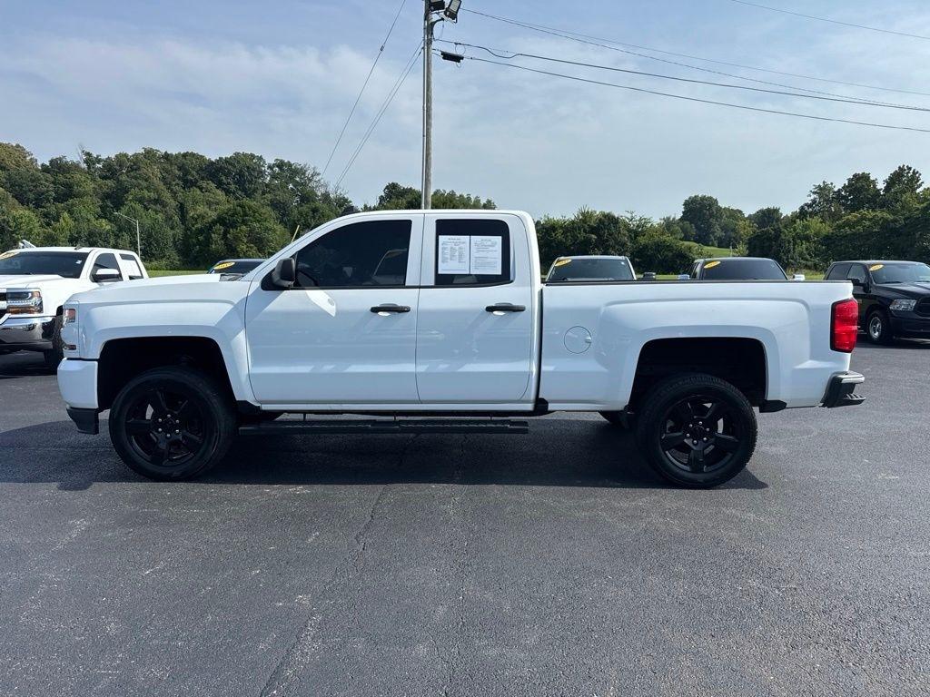 Chevrolet Silverado 1500 4WD Double Cab 143.5" Custom 2018