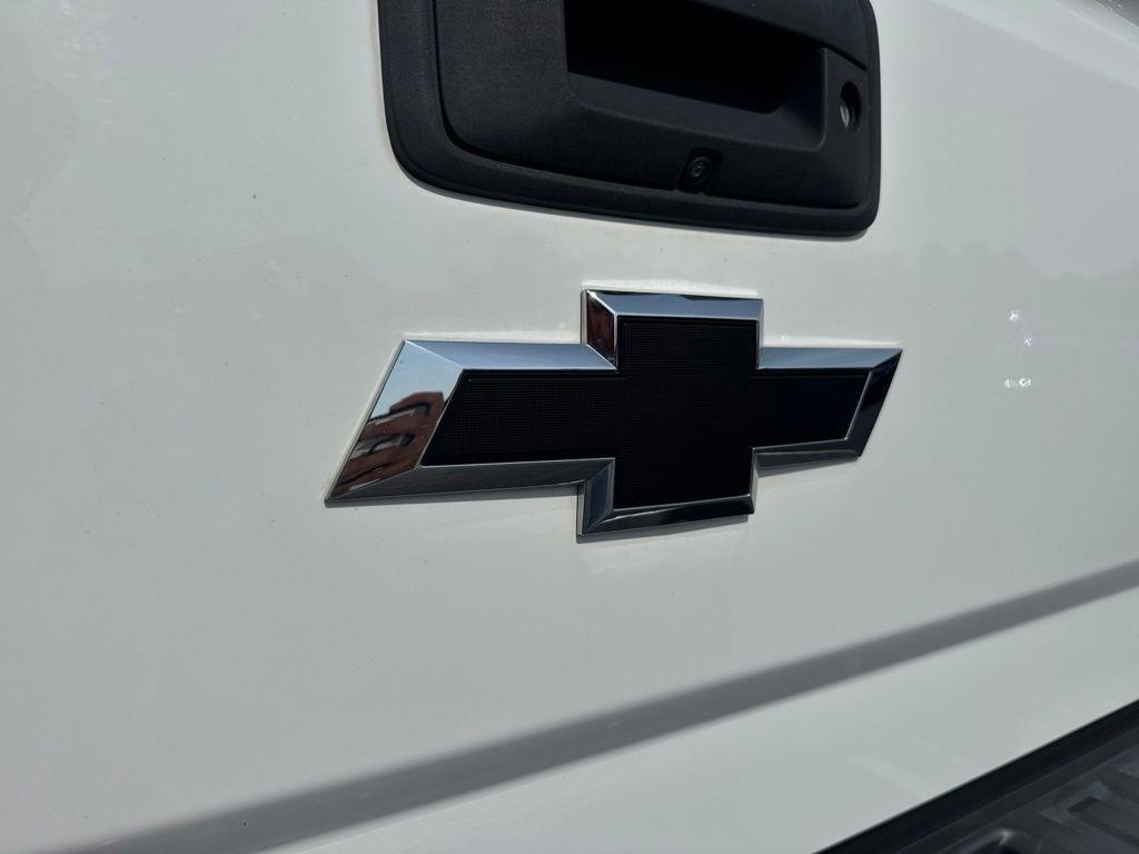 Chevrolet Silverado 1500 4WD Double Cab 143.5" Custom 2018