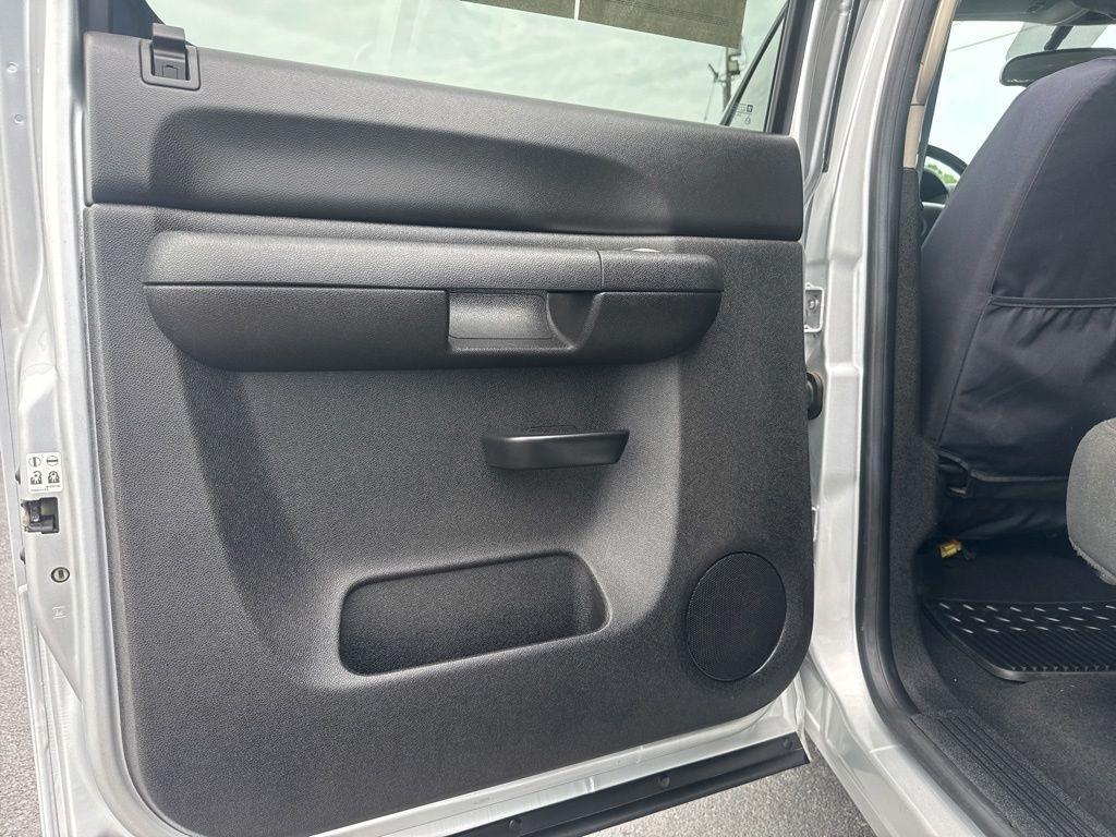 Chevrolet Silverado 1500 4WD Crew Cab 143.5" LT 2013