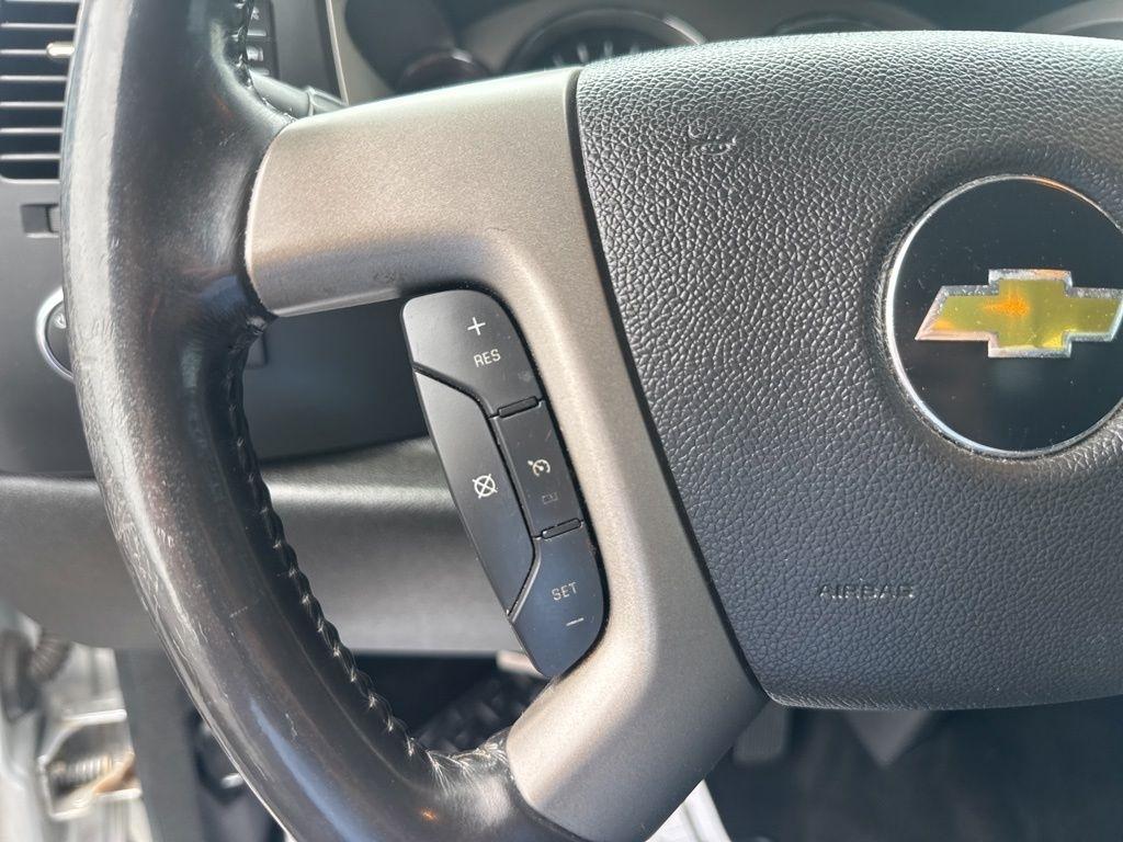 Chevrolet Silverado 1500 4WD Crew Cab 143.5" LT 2013