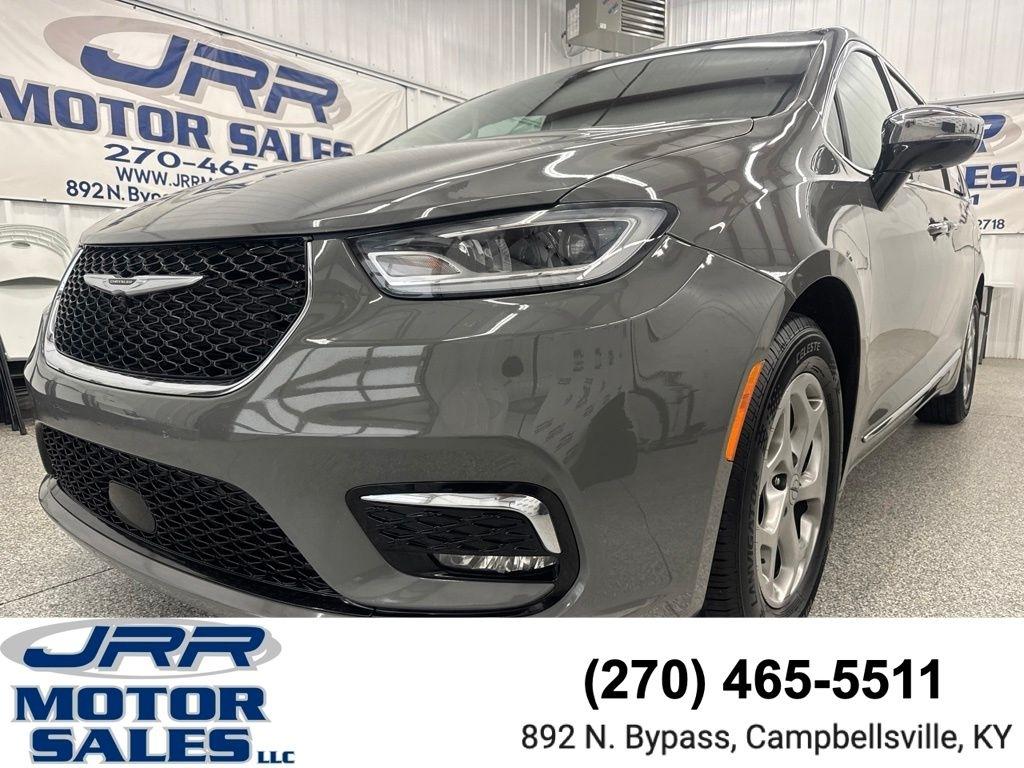 2023 Chrysler Pacifica Limited FWD