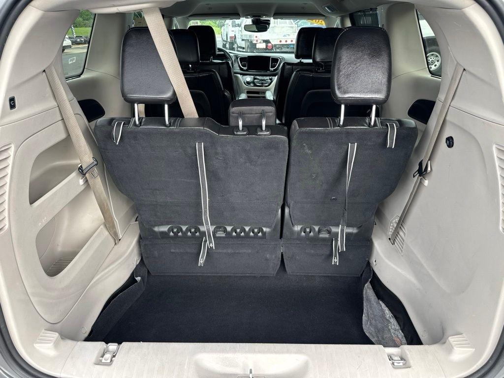 Chrysler Pacifica Touring L FWD 2022