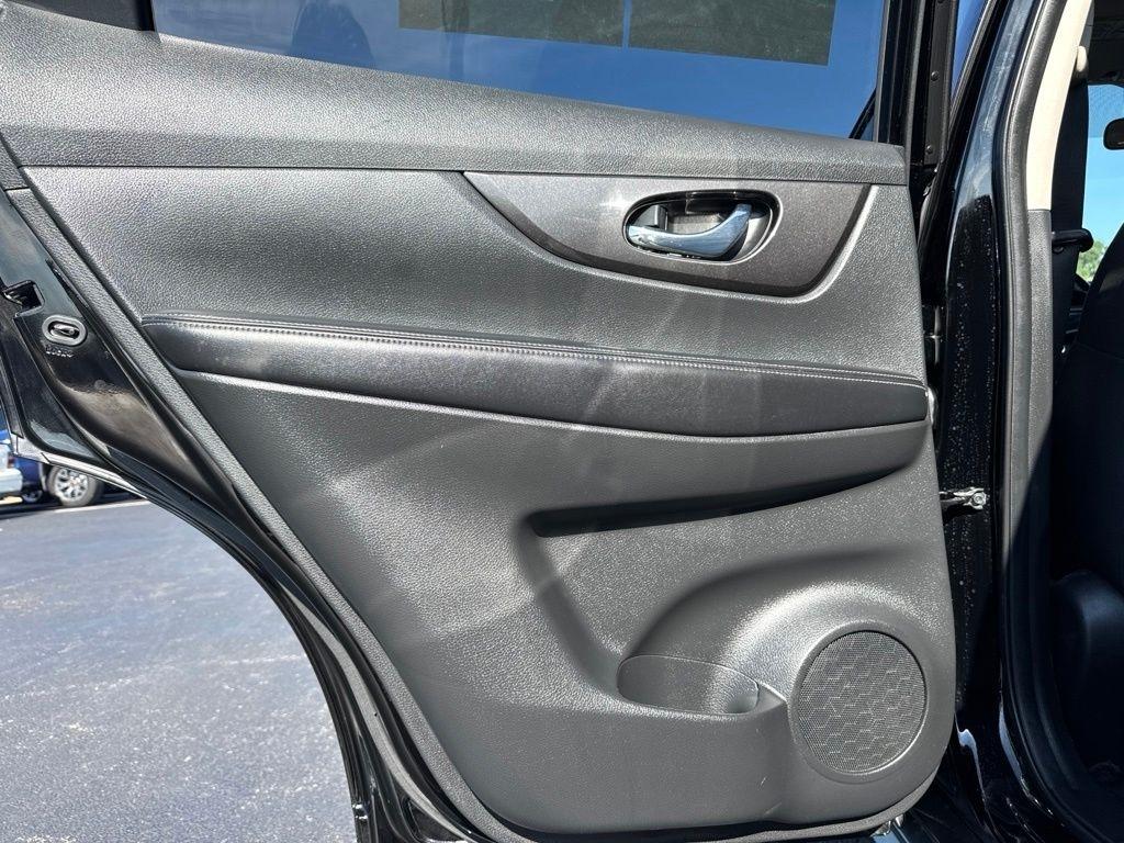 Nissan Rogue AWD SV 2020