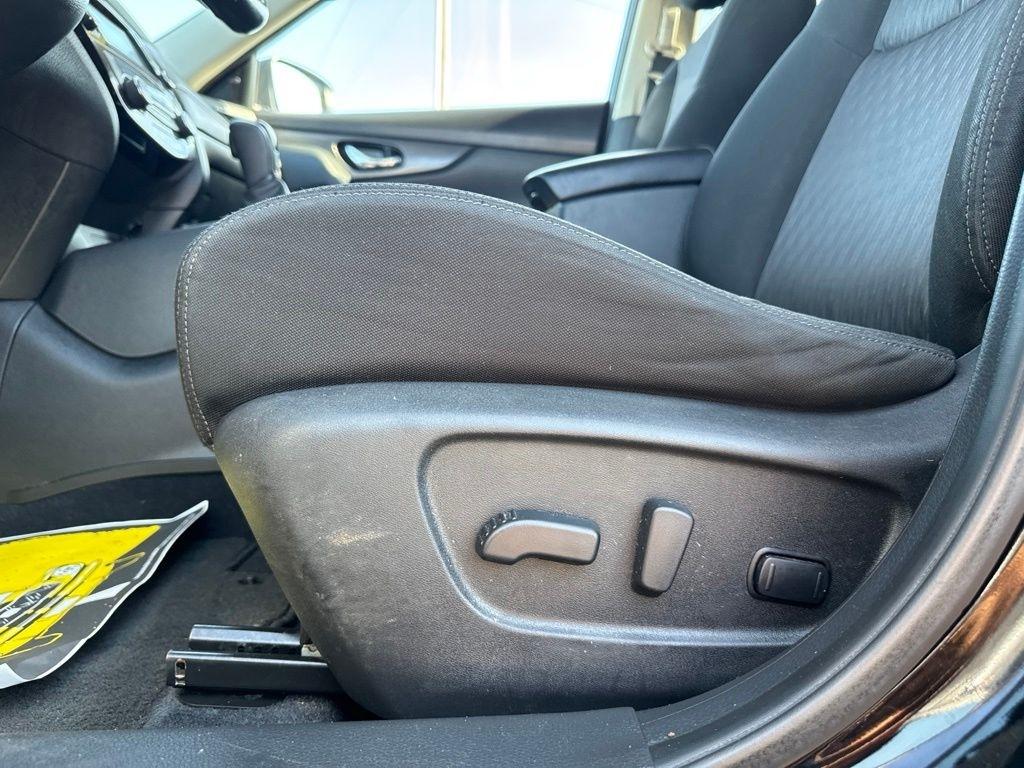 Nissan Rogue AWD SV 2020