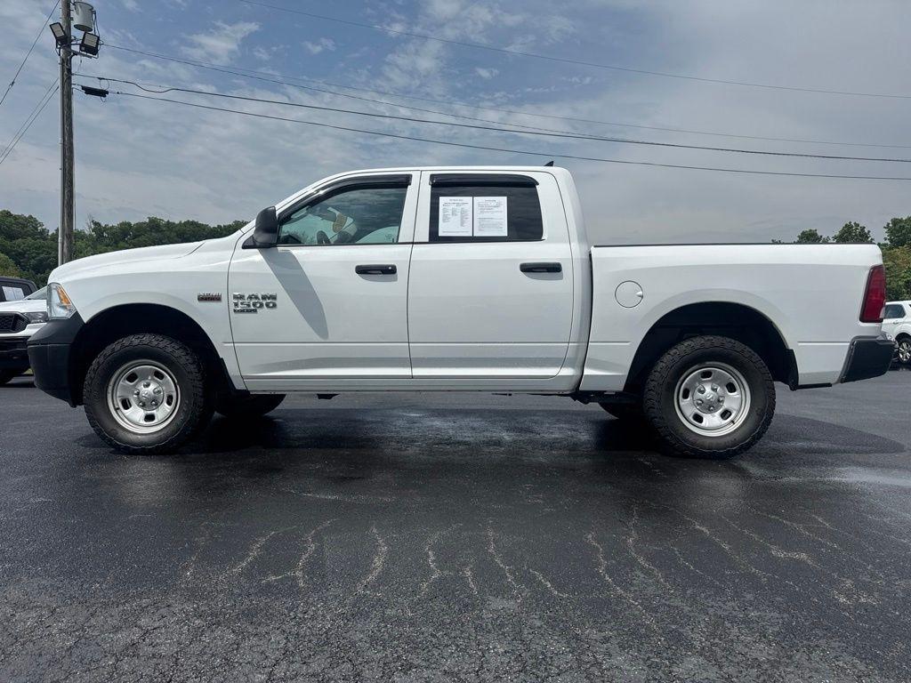 RAM 1500 Classic Tradesman 4x4 Crew Cab 5'7" Box 2020