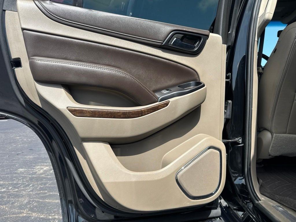 Chevrolet Tahoe 4WD 4dr LT 2017