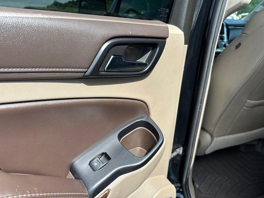 Chevrolet Tahoe 4WD 4dr LT 2017
