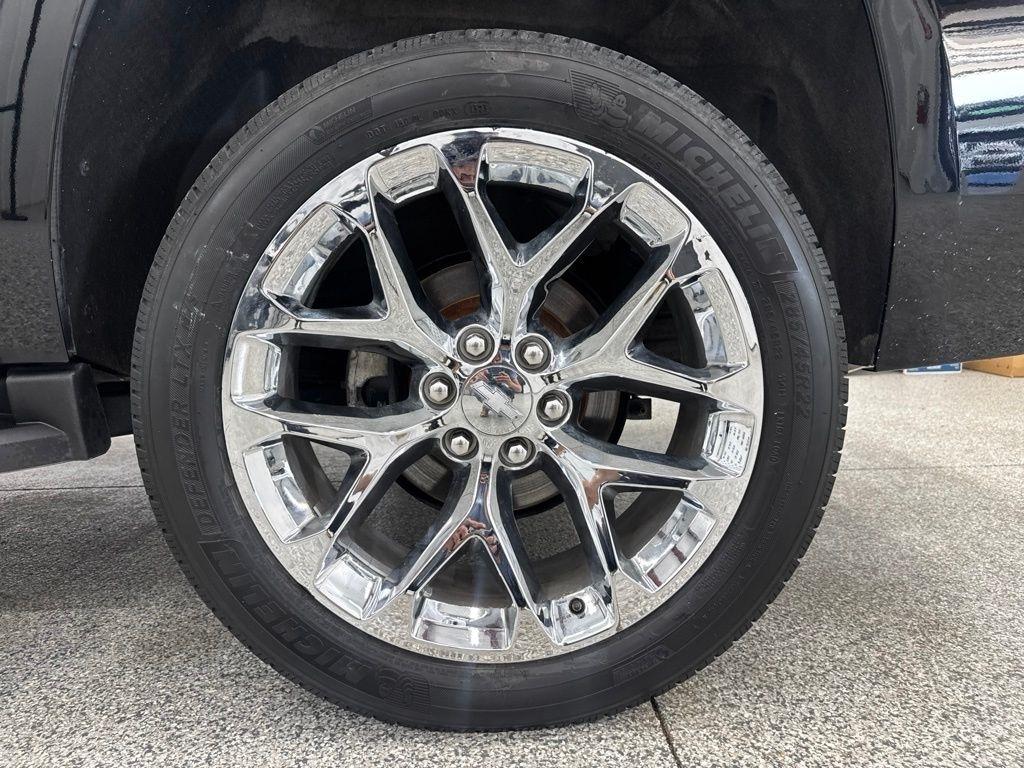 Chevrolet Tahoe 4WD 4dr LT 2019