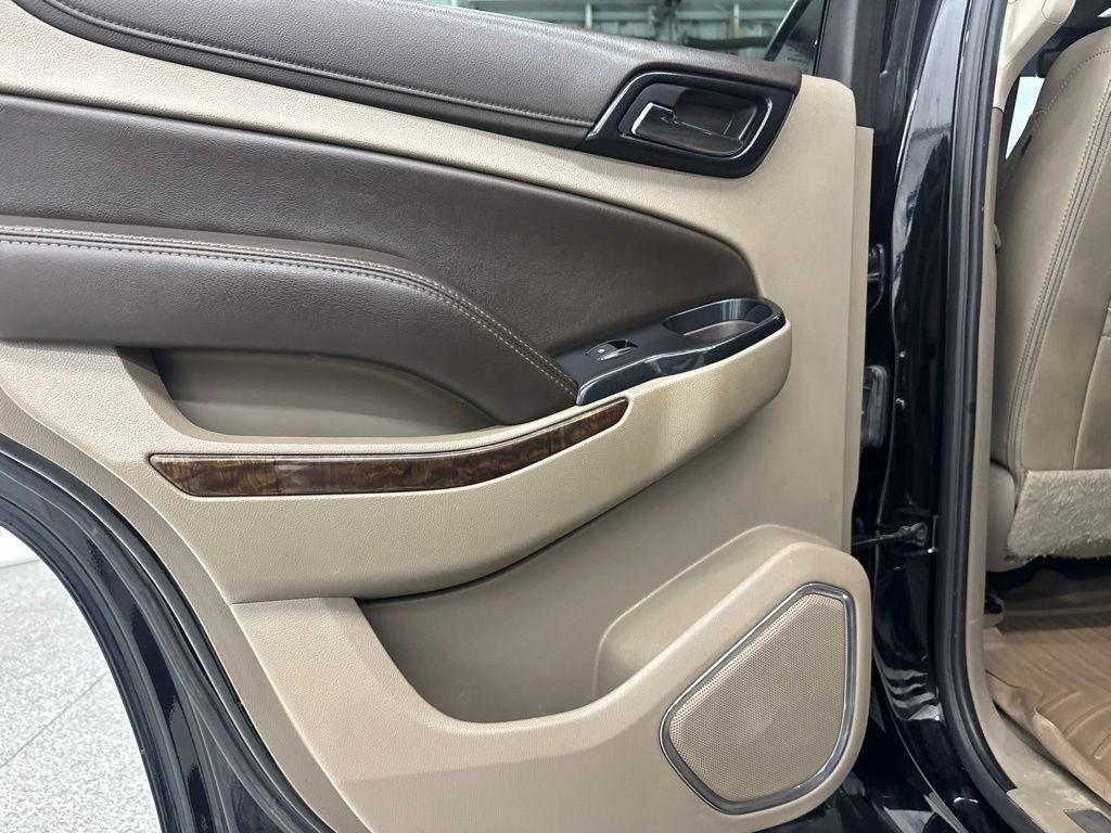 Chevrolet Tahoe 4WD 4dr LT 2019