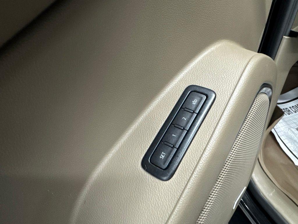 Chevrolet Tahoe 4WD 4dr LT 2019