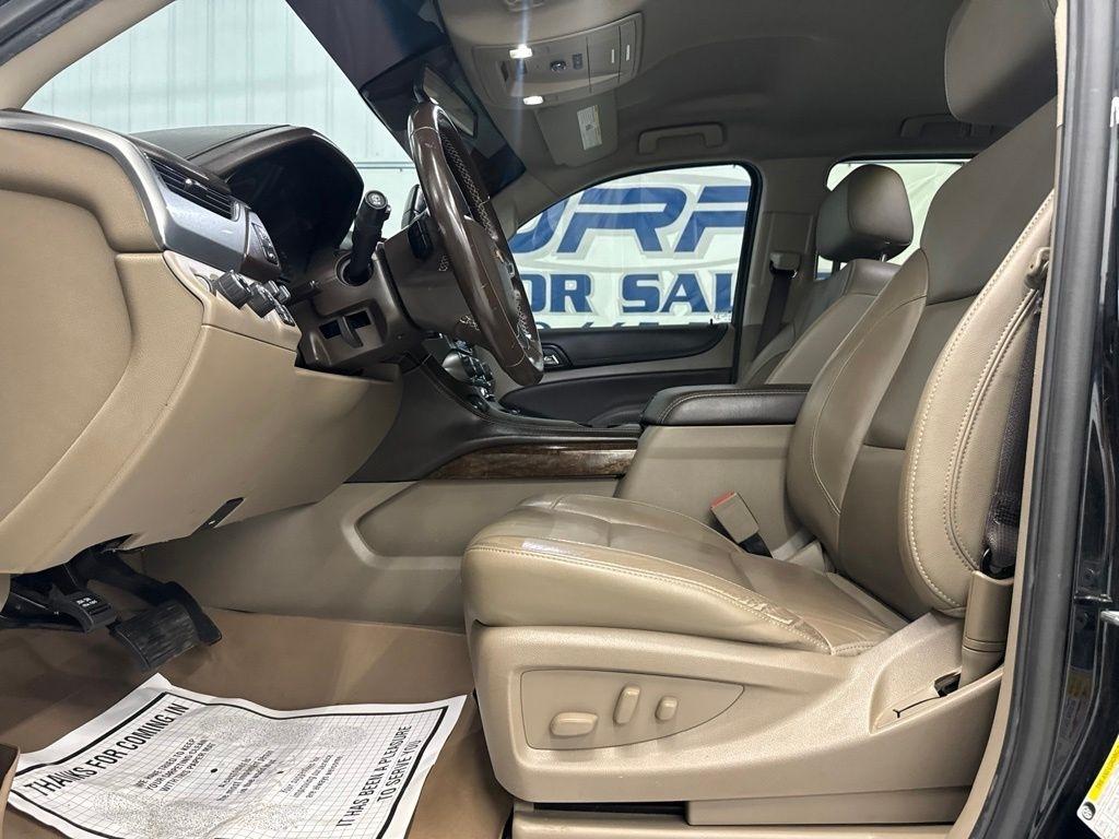 Chevrolet Tahoe 4WD 4dr LT 2019