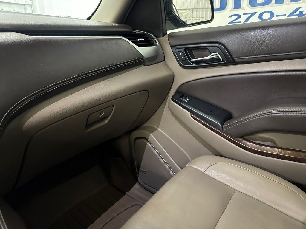 Chevrolet Tahoe 4WD 4dr LT 2019