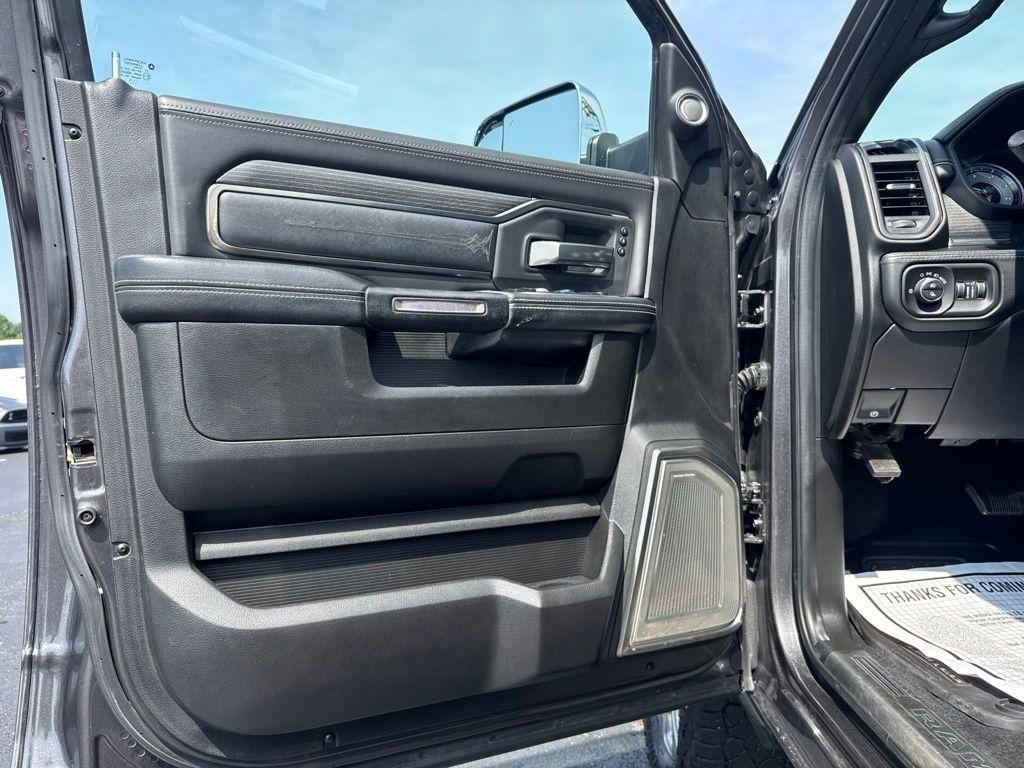 RAM 2500 Limited 4x4 Mega Cab 6'4" Box 2019