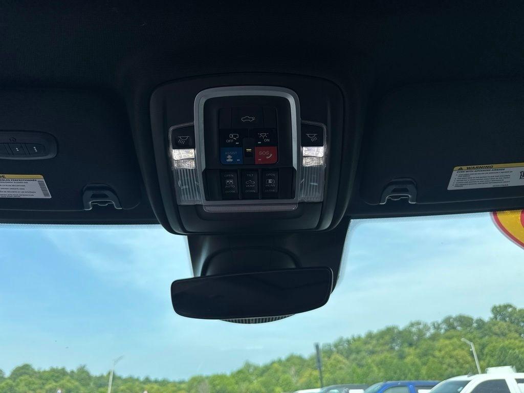 RAM 2500 Limited 4x4 Mega Cab 6'4" Box 2019
