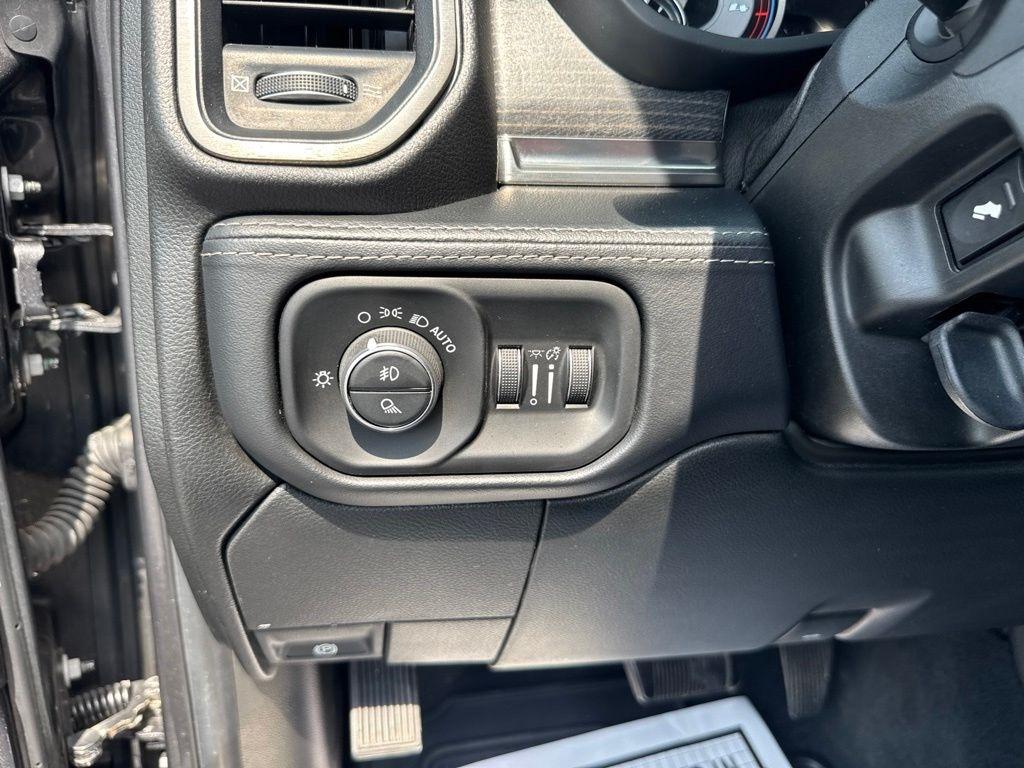 RAM 2500 Limited 4x4 Mega Cab 6'4" Box 2019